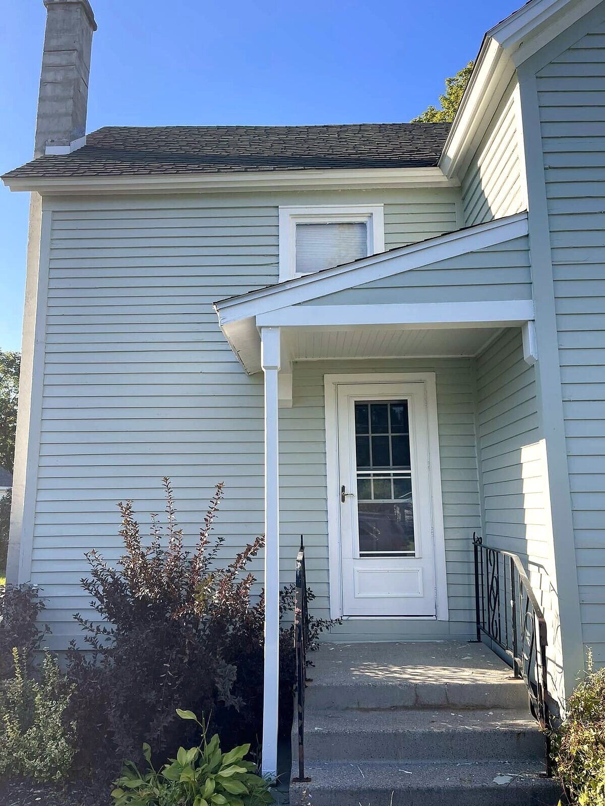 Painting, Decorating & Finishing by Crystal Clear Contracting in the Thousand Islands