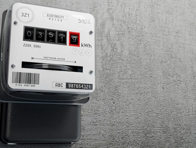 how much kwh does a house use per day