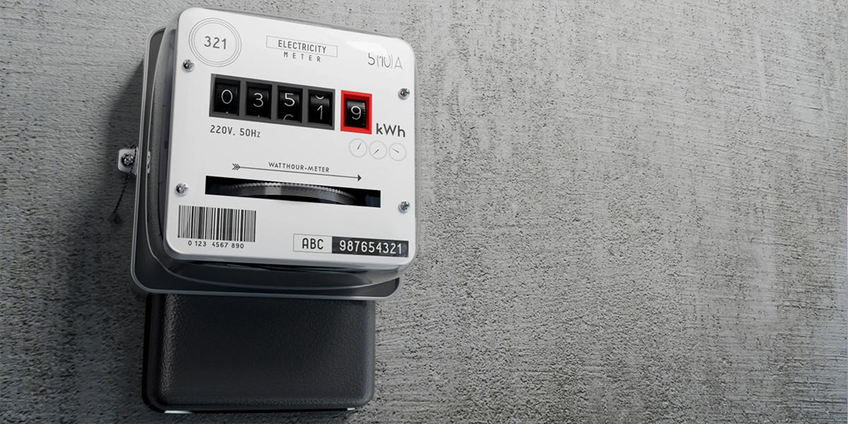 how much kwh does a house use per day